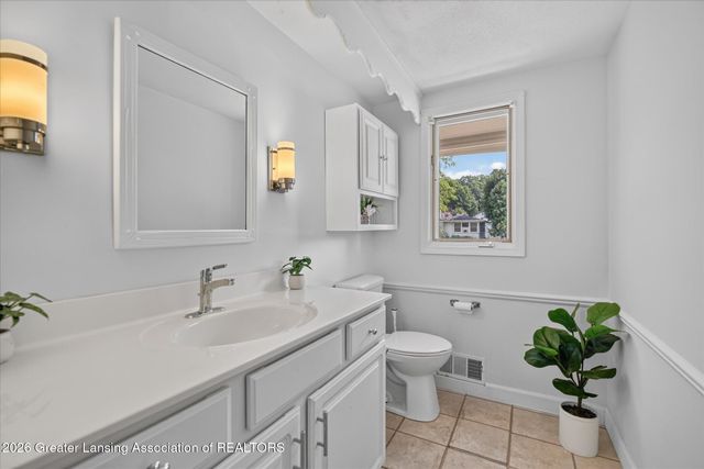 4912 Plum Hollow Drive, Lansing, MI 48917