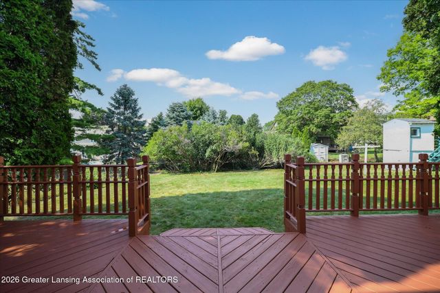 4912 Plum Hollow Drive, Lansing, MI 48917