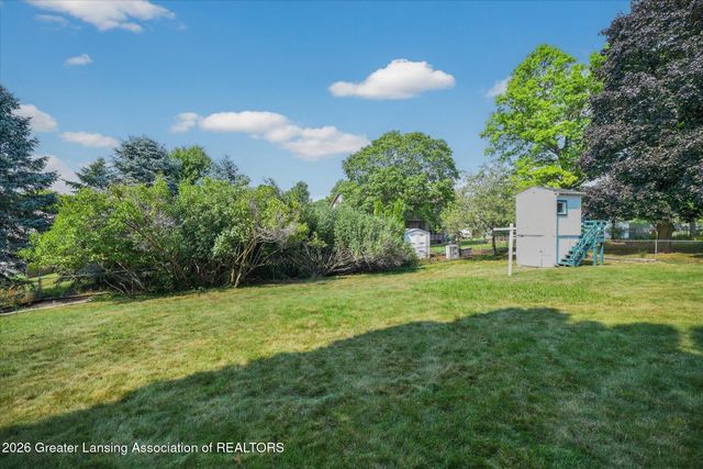 4912 Plum Hollow Drive, Lansing, MI 48917