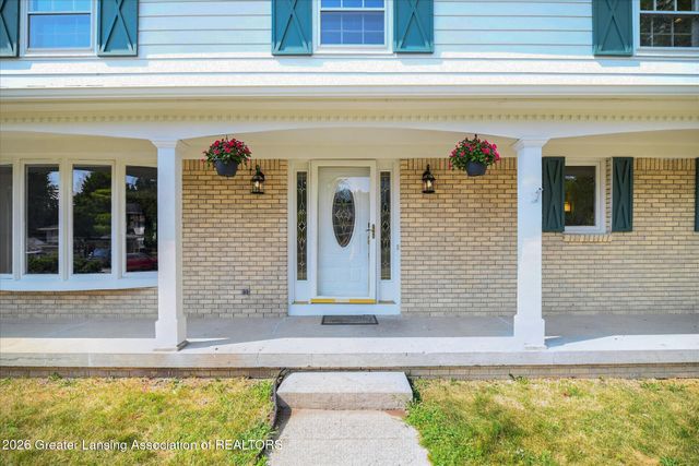 4912 Plum Hollow Drive, Lansing, MI 48917