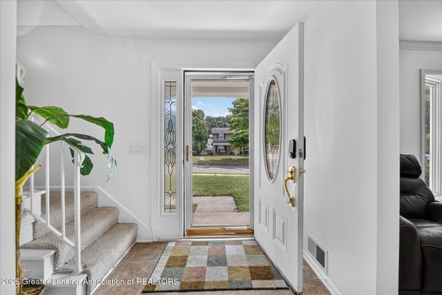 4912 Plum Hollow Drive, Lansing, MI 48917