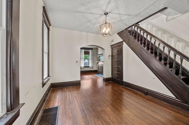 687-689 E Columbus Street, Columbus, OH 43206