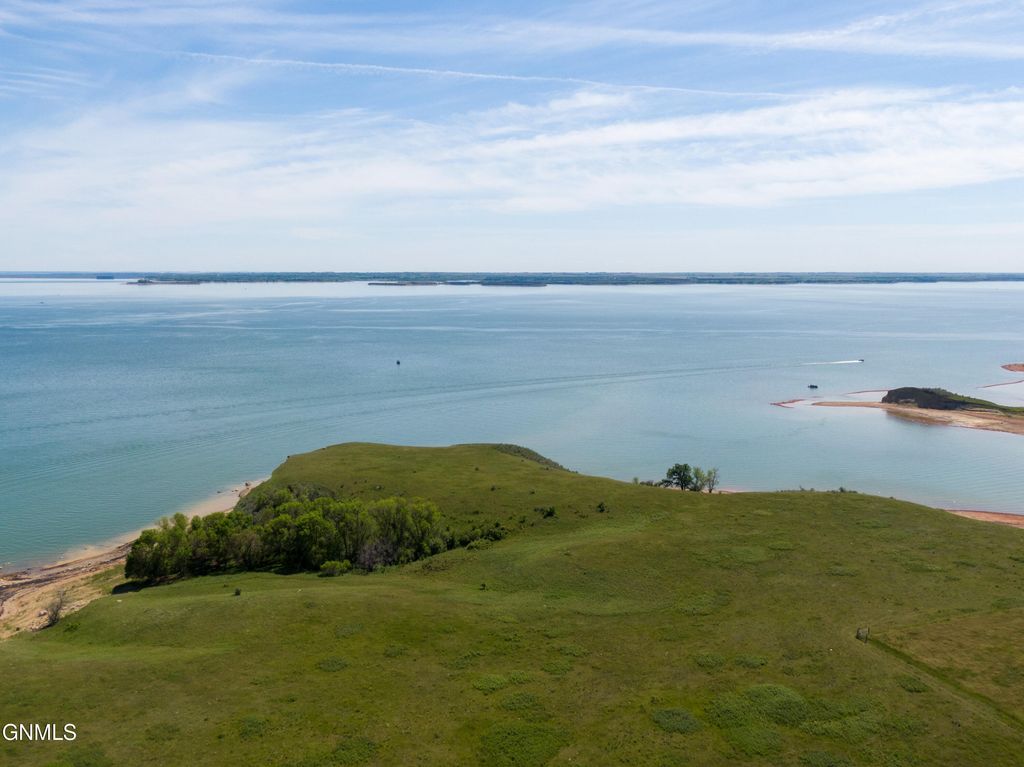 1293 42h Avenue NW, Garrison, ND 58540 photo 12