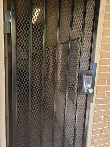 2277 S Kirkwood Road 1115, Houston, TX 77077