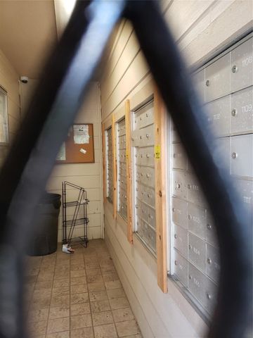 2277 S Kirkwood Road 1115, Houston, TX 77077