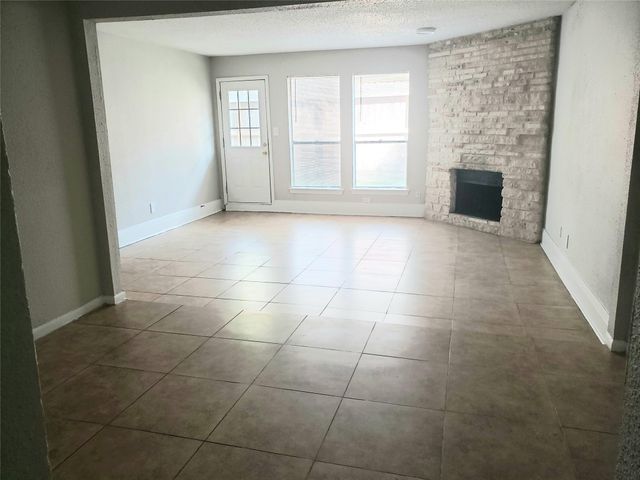 2277 S Kirkwood Road 1115, Houston, TX 77077