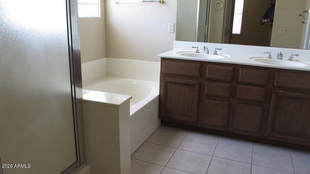 2471 W HEMLOCK Way, Chandler, AZ 85248