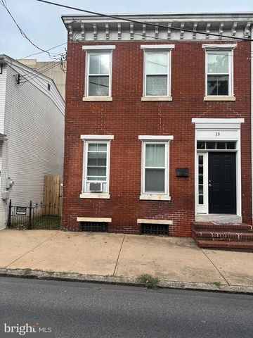 19 S NEW ST, West Chester, PA 19382
