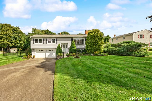 18 Sharon Drive, Shelton, CT 06484