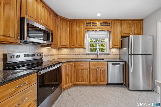 18 Sharon Drive, Shelton, CT 06484
