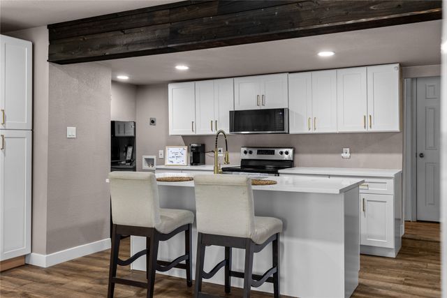 638 Bethpage Avenue, Dallas, TX 75217