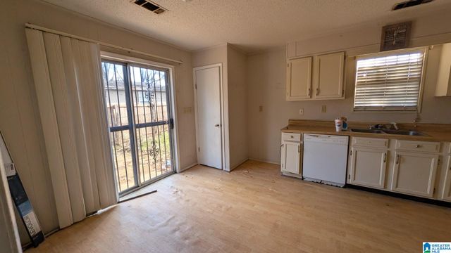 1331 LONGBROOK DRIVE, Bessemer, AL 35020