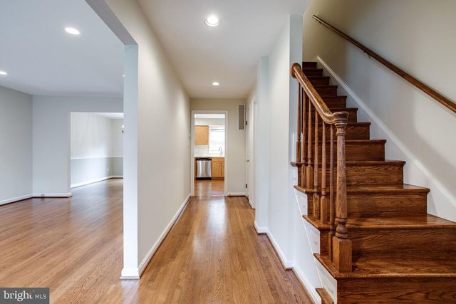 1608 DUNTERRY PL, Mclean, VA 22101