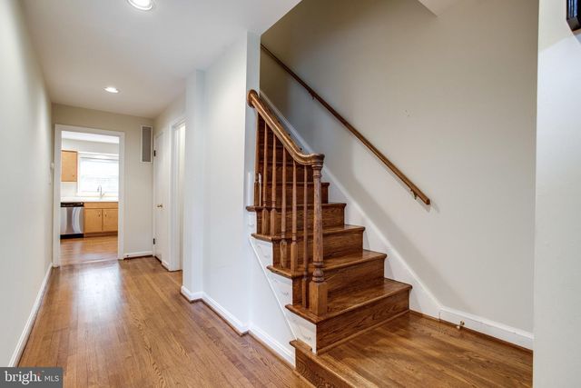 1608 DUNTERRY PL, Mclean, VA 22101