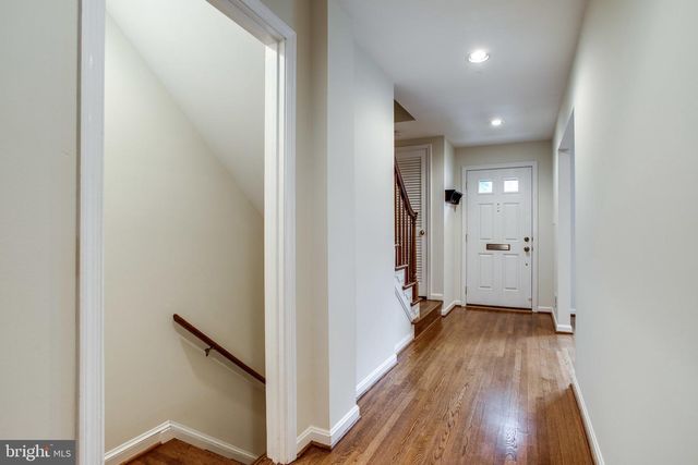 1608 DUNTERRY PL, Mclean, VA 22101