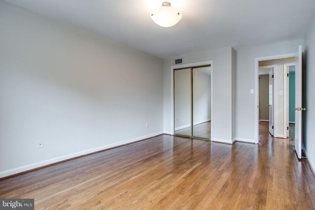 1608 DUNTERRY PL, Mclean, VA 22101