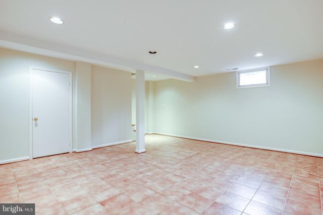 1608 DUNTERRY PL, Mclean, VA 22101