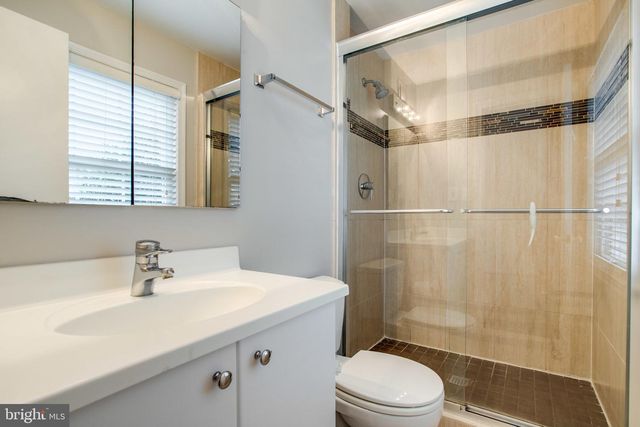 1608 DUNTERRY PL, Mclean, VA 22101