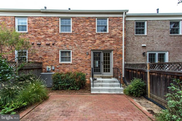 1608 DUNTERRY PL, Mclean, VA 22101