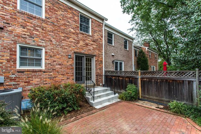 1608 DUNTERRY PL, Mclean, VA 22101