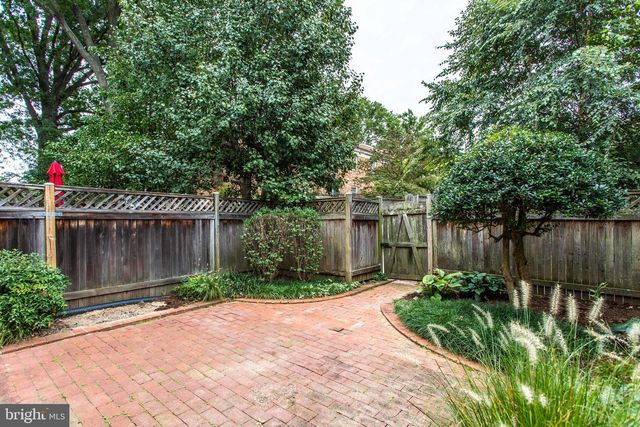 1608 DUNTERRY PL, Mclean, VA 22101