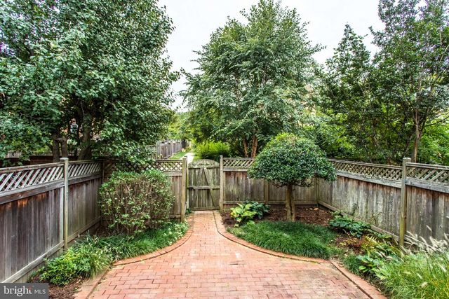 1608 DUNTERRY PL, Mclean, VA 22101