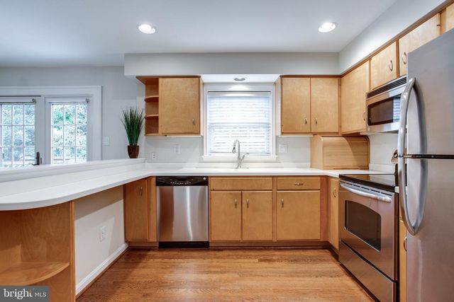 1608 DUNTERRY PL, Mclean, VA 22101