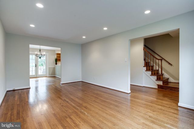 1608 DUNTERRY PL, Mclean, VA 22101