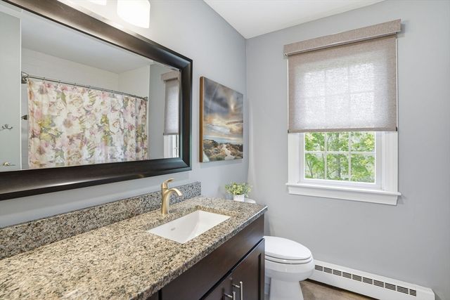 34 North Ave, Attleboro, MA 02703