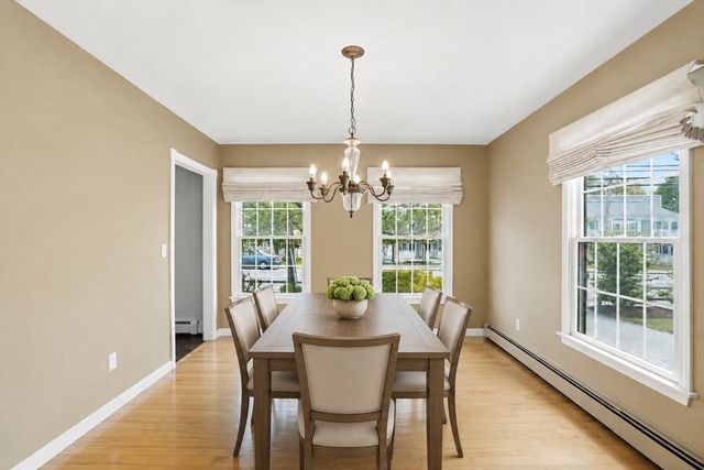34 North Ave, Attleboro, MA 02703