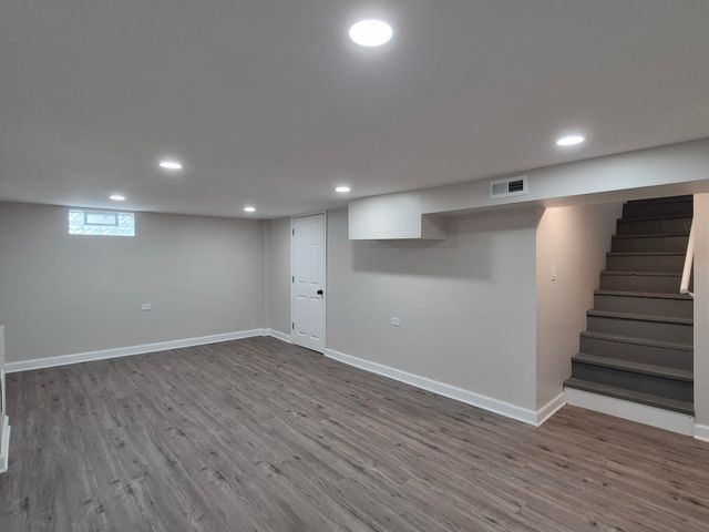 4203 E 12th Place, Gary, IN 46403