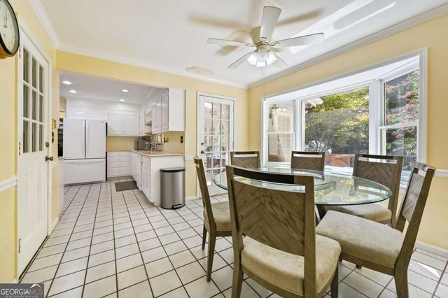 85 Shadow Lake Drive SW, Lilburn, GA 30047