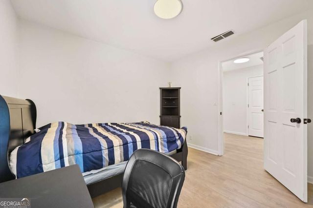 85 Shadow Lake Drive SW, Lilburn, GA 30047