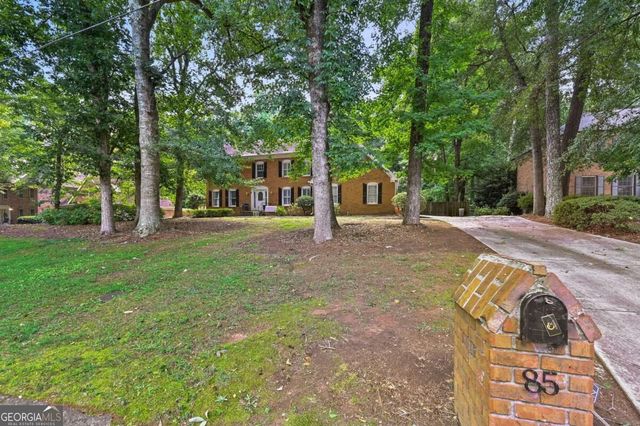 85 Shadow Lake Drive SW, Lilburn, GA 30047