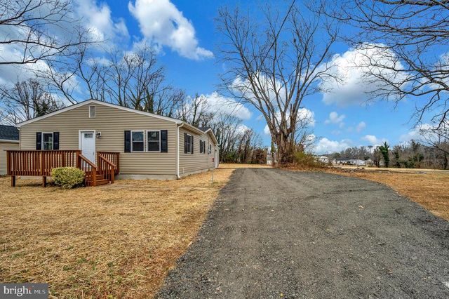 304 DEPOT ST, Gordonsville, VA 22942