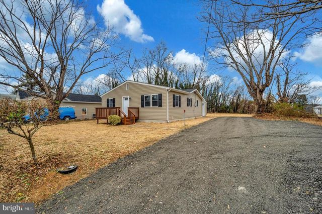 304 DEPOT ST, Gordonsville, VA 22942