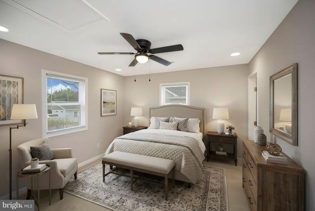 304 DEPOT ST, Gordonsville, VA 22942