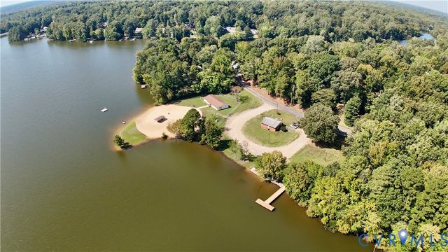 6723 Cherry Rd, Quinton, VA 23141