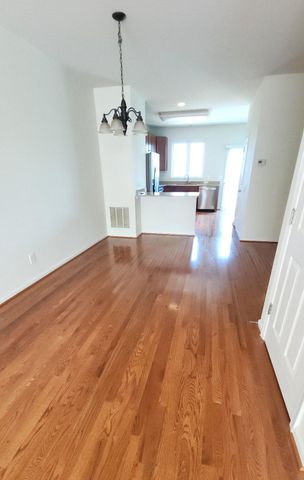 42638 NEW DAWN TER, Ashburn, VA 20148
