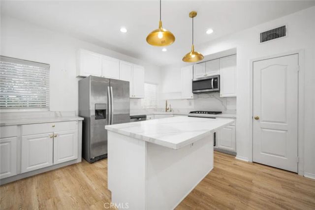 5740 S Glennie Lane C, Los Angeles, CA 90016