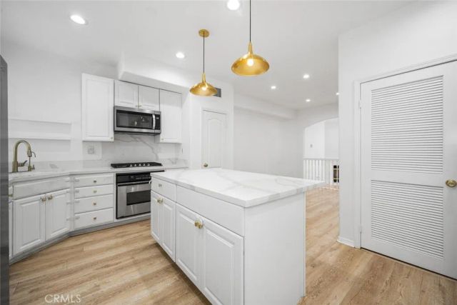 5740 S Glennie Lane C, Los Angeles, CA 90016