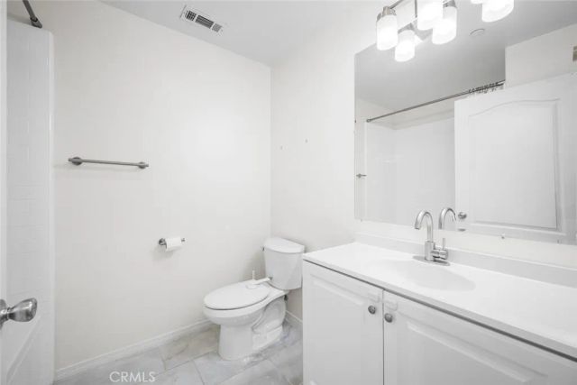 5740 S Glennie Lane C, Los Angeles, CA 90016