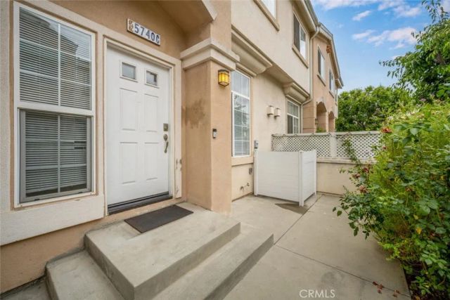 5740 S Glennie Lane C, Los Angeles, CA 90016