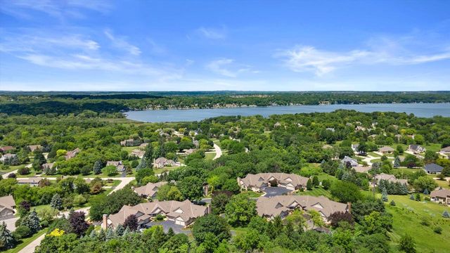 N14W30046 High Ridge ROAD, Pewaukee, WI 53072