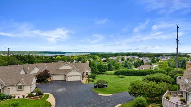 N14W30046 High Ridge ROAD, Pewaukee, WI 53072