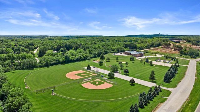 N14W30046 High Ridge ROAD, Pewaukee, WI 53072