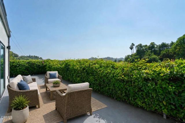 1703 Hill Drive, South Pasadena, CA 91030