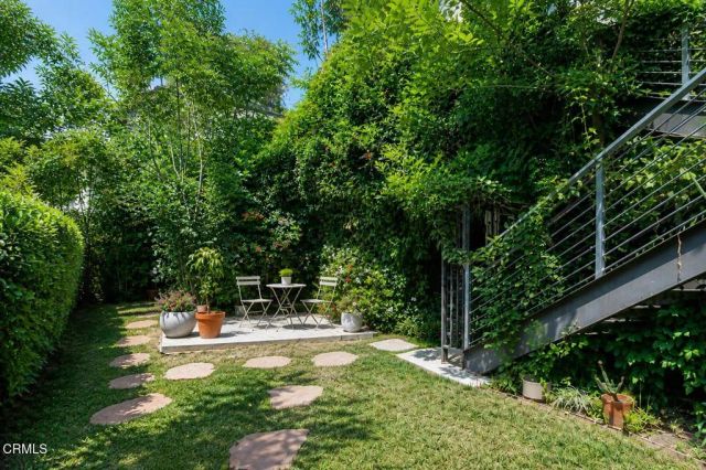 1703 Hill Drive, South Pasadena, CA 91030