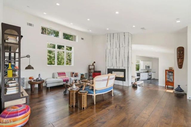 1703 Hill Drive, South Pasadena, CA 91030