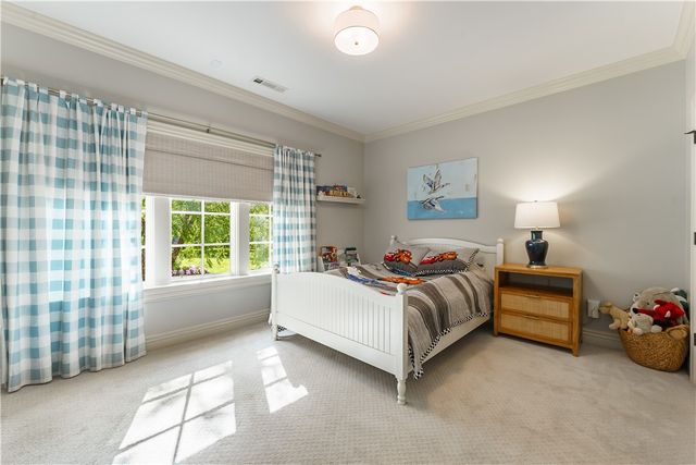 4953 Prestwick South Circle, Fayetteville, AR 72704